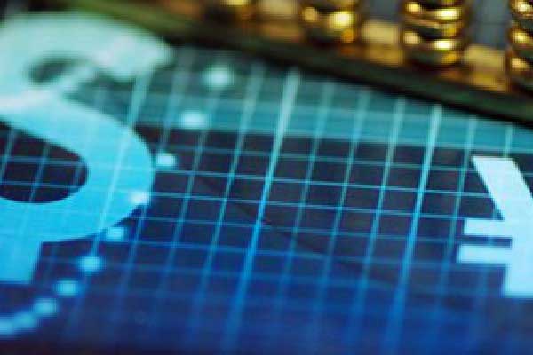 特朗普推动为期一年的10%信用卡利率上限 银行强烈反对