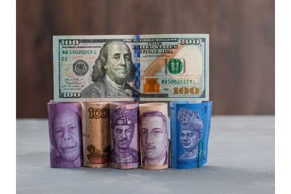 工银投资、交银投资等设立私募投资基金，出资13.46亿元